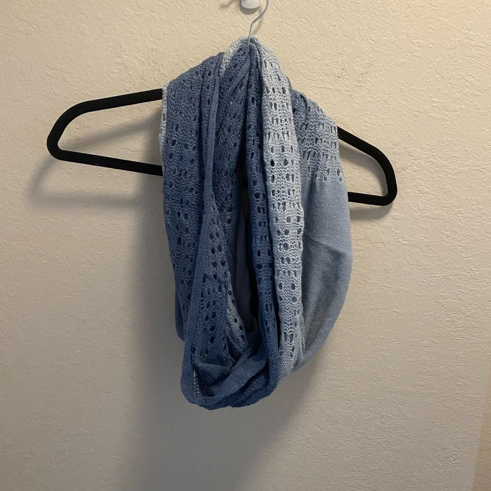 Blue ombré infinity scarf